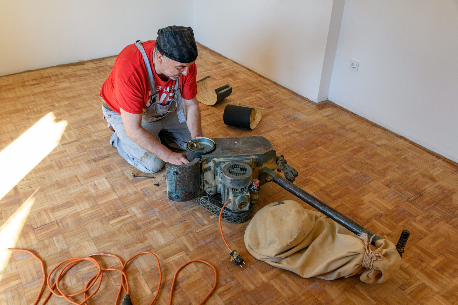 Hardwood Floor Refinishing